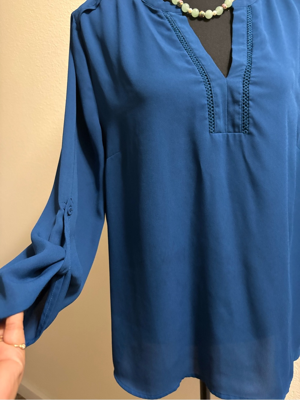 Daniel Rainn Teal Blue V-Neck Long Sleeve Blouse